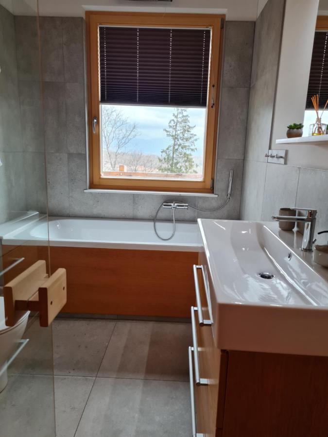 Panorama Glamping Vipavska Dolina Lägenhet Dobravlje Exteriör bild