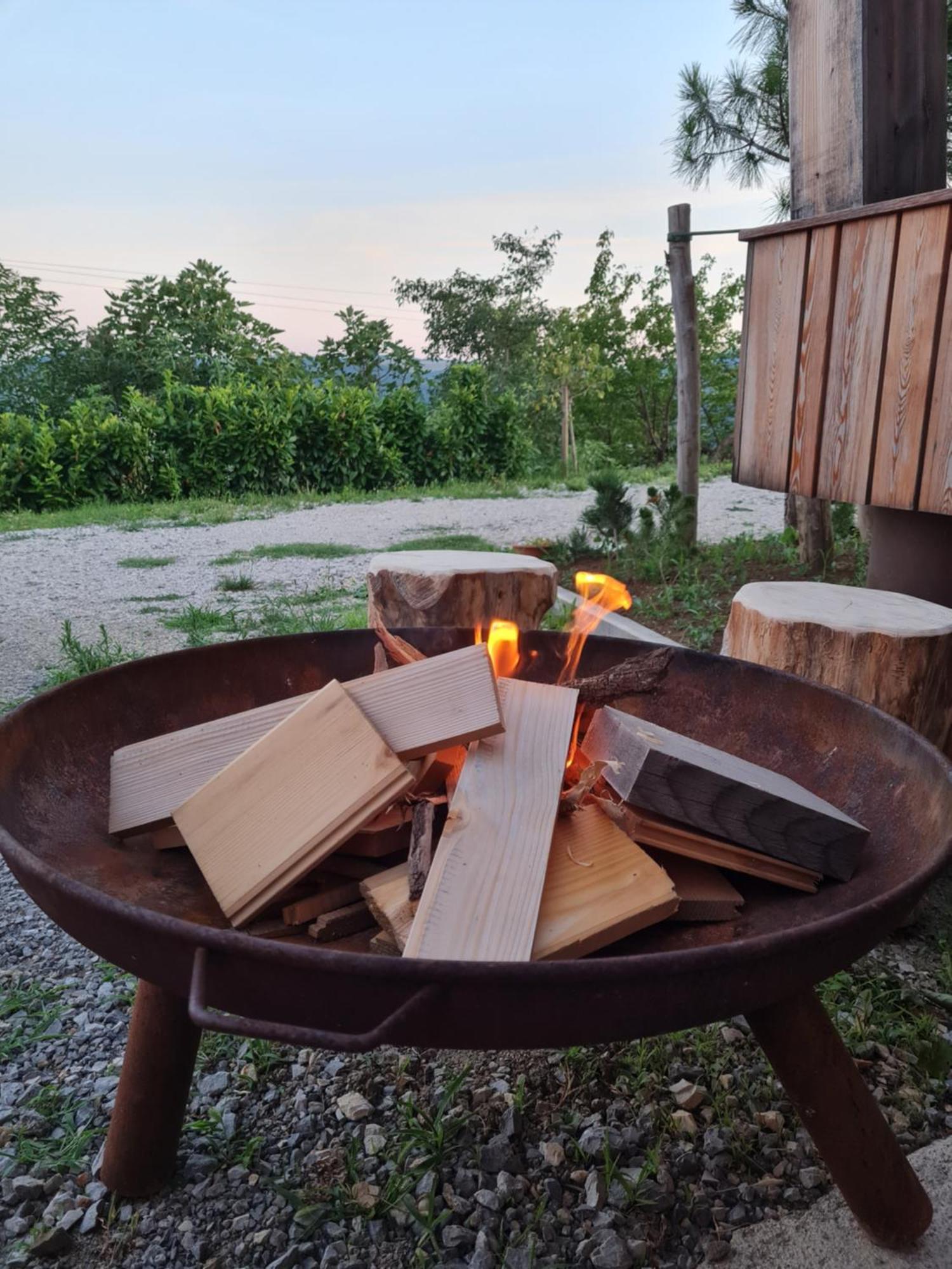 Panorama Glamping Vipavska Dolina Lägenhet Dobravlje Exteriör bild